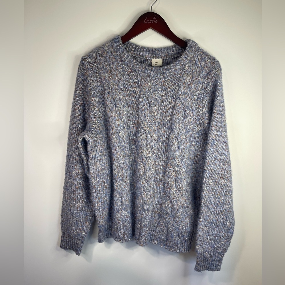 A new‎ day long sleeve blue knitted sweater. - Picture 3 of 9